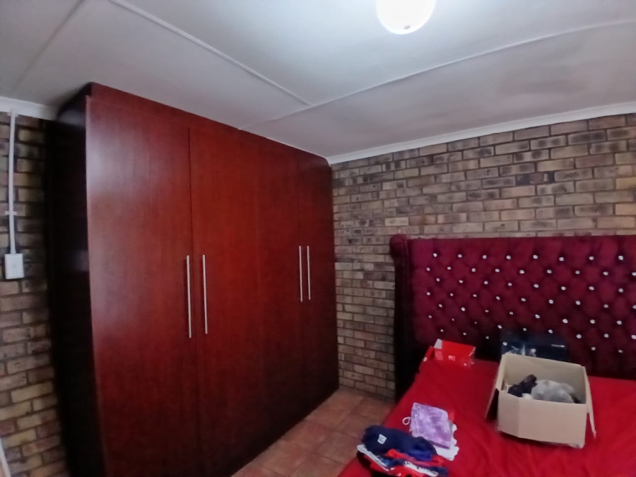 4 Bedroom Property for Sale in Kuruman Northern Cape